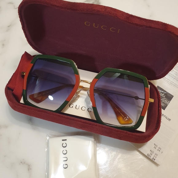 Gucci Signature Color Sunglasses - Picture 2 of 6